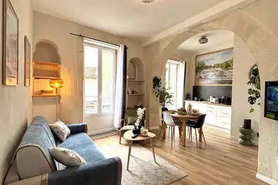 Image de L'Arche Nîmoise - Coeur historique
