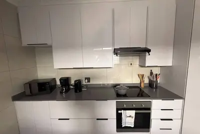 Image de Location d'une maison sereine de 3 chambres dans le complexe sécurisé de Kempton Park