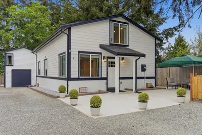 Image de Spacious Family Home - Free Parking - Near Airport & Seattle