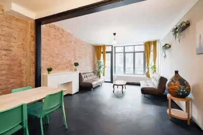 Image de Séjour moderne de 2 chambres – Grand Central