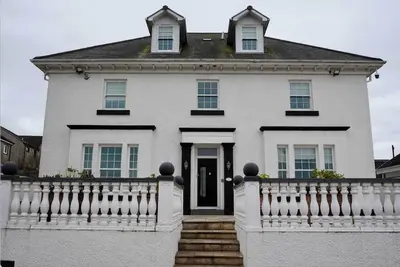 Image de 6 Bedroom Family House Chapelhall near Glasgow
