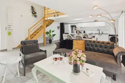Image de Charmante maison familiale centre-ville - 8 pers