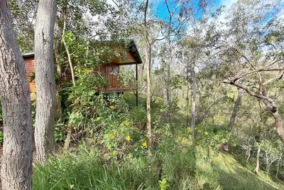 Image de The Lookout@RiverHaven ~ Private timber cabin, river views & huge swimming hole