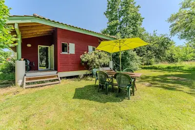 Image de Studio « Le Cabanon Mios » avec terrasse privée et Wi-Fi