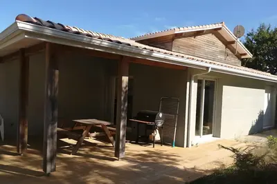 Image de Appartement 'Chott Logement Pour 6 P Sanguinet' avec terrasse