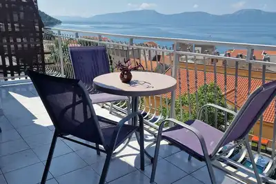 Image de Beautiful 2-bedroom apartment with Ac in welcoming Gradac