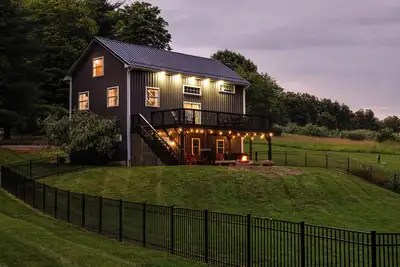 Image de Big Oak Retreat- minutes to Apple Valley, Kenyon College