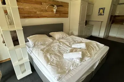 Image de Cozy vacation apartment with balcony to feel good