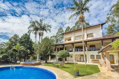 Image de Luxury House with Pool in Granja Viana