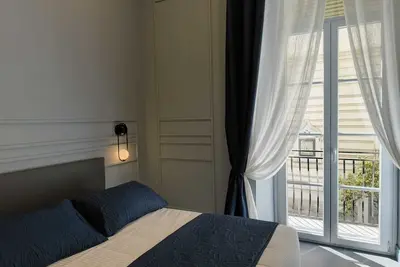 Image de Luxury Appartament nel centro storico di Napoli per coppie e famiglie