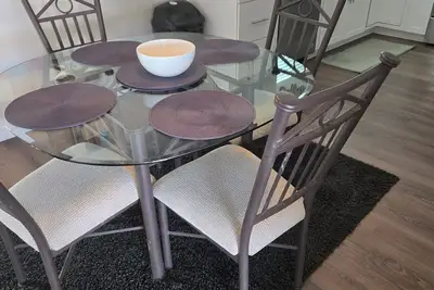 Image de Cool 3-bedroom pet friendly house  by South Mountain Phoenix, near Honeywell.