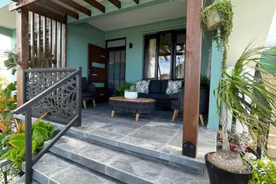 Image de Oceanfront Rustic Family Home Fully Equipped for 8