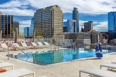 Image de Stylish Austin Studio Near Downtown, Rainey Street & Live Music Scene