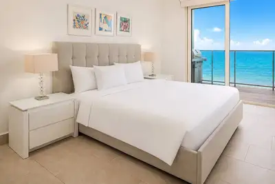 Image de Elegant Beachfront 3br | Best Views in Playa Escondida | 503