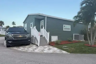 Image de Corner Lot 2 Bed 1 Bath Pet Friendly
