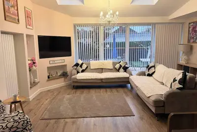 Image de Tranquil Solihull Retreat - 3 Bedroom House