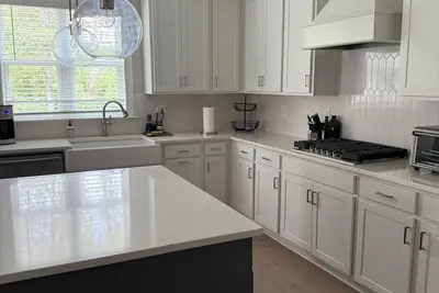 Image de Spacious 4-bedroom house in tranquil Auburn close to campus and stadium