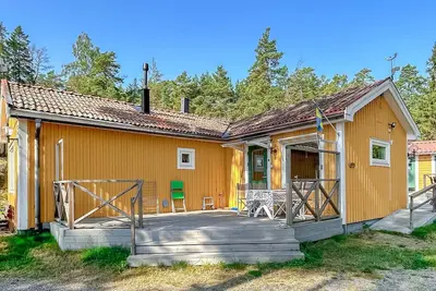 Beautiful home in Nynäshamn with WiFi