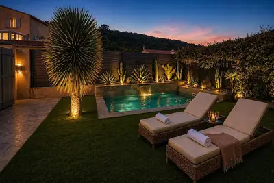 Image de Villa méditerranéenne avec vue sur Saint-Tropez