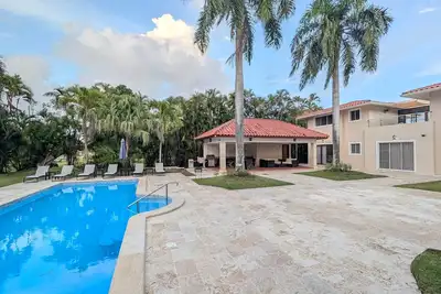 Cana Life Luxury | Villa Cueva