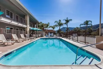 Image de Cozy Wine Country Getaway | Quiet Neighborhood | 3 Units