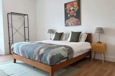 Image de The Headmaster’s Hideaway •Spacious 3br with Patio