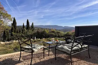 Image de Maison avec vue- Luberon - Piscine et randonnée