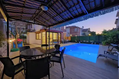 Image de ilyaholidayhomes villa ekinoks 4-bedroom villa with Ac in cool Fethiye