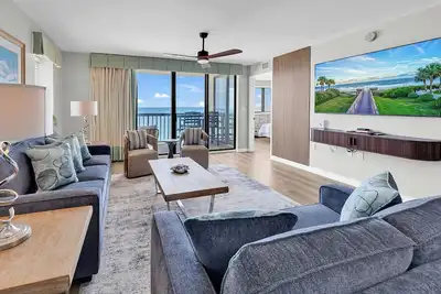 Image de Oceanfront l 16th Floor l 4br l Pool and Lazy River