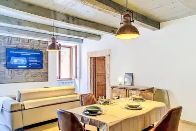Image de Joli appartement pour 5 personnes avec Wifi, climatisation et balcon