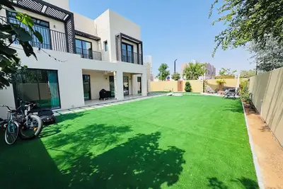 Image de 5-Beds Coastal Villa with Garden, Pool, Beaches & Parks