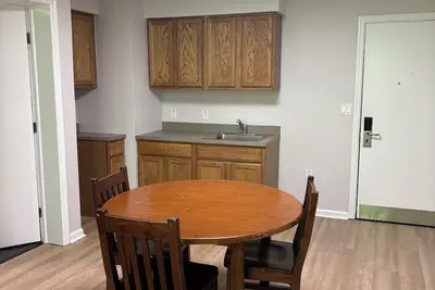 Image de 2-bedroom, suite, in Caldwell with cool Ac