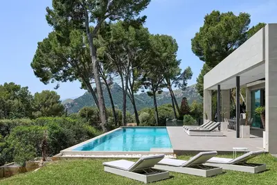 Image de Villa Azure Oasis - Quatre Chambres Villa, Couchages 8