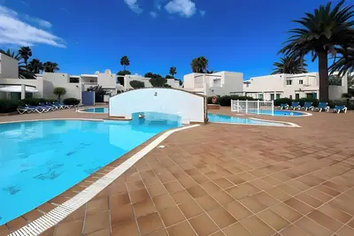 Image de B-Rent Alisios 51 \"Crispy sunny\" près de la rue principale de Corralejo