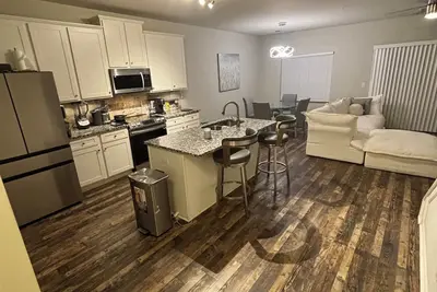 Image de Smart Contemporary & Stylish Home in Jonesboro Ga,