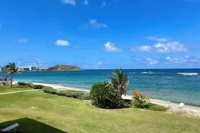 Image de Fabulous Ocean Front 3-bedroom condo in Upper Prince'sQuarter, Sint Maarten