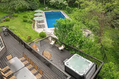Image de Serene 10br Retreat w/Pool, Gym & Hot Tub