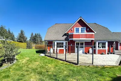 Image de 5 bedroom gorgeous home in Austrheim