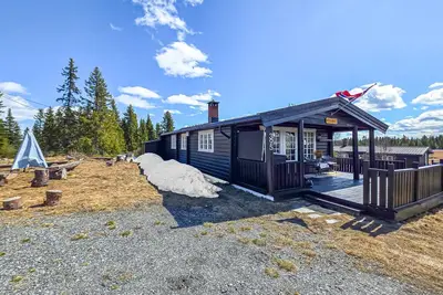 Image de 2 bedroom beautiful home in Gol