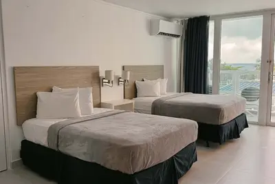 Image de Isla Verde Coastal Studio w/ Parking & Kitchen