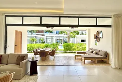 Image de 2br Oceanfront • Pool & Beach • Sol de Arena A1