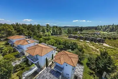 Image de Sofia Maisonette by RentalsPro - Sani
