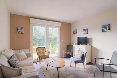 Image de Joli T3 à Biscarrosse avec terrasse, jardin privatif, parking et wifi - proche lac et forêt