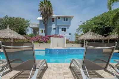 Image de Villa with Ocean View and Prime Location Walking distance Mambo Beach