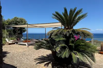 Image de Villa 'Le Palme' avec Vue sur la Mer, Wi-Fi et Climatisation