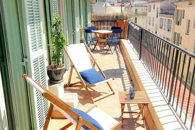 Image de Charmant 3 Pièces avec Terrasse au Cœur de Nice