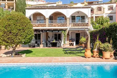 Image de Villa « Casa Siri » avec piscine, jardin, Wi-Fi et climatisation