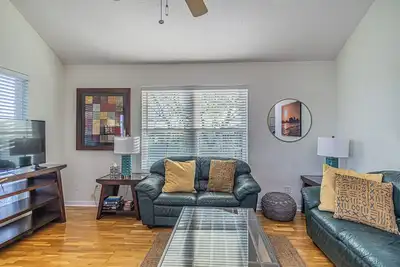Image de Charming 3-bedroom cottage with Ac in Jamaica Beach