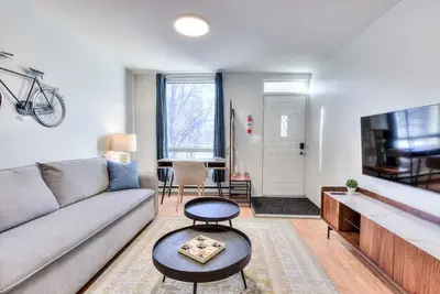 Image de Stylish Plateau 1br near Parc La Fontaine