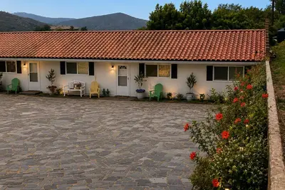Image de 1 mile to Safari Park- Avocado Farm Guest Home-